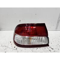 Nissan Maxima Left Tail Light A32 02/1995-09/1997