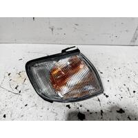 Nissan Maxima Right Corner Light A32 02/1995-11/1999