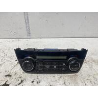 Toyota RAV4 Heater Controls XA40 12/2012-12/2018