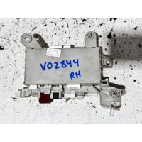 Lexus LS430 Right Fuse Box UCF30 12/2000-03/2007