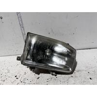 Nissan Pathfinder Right Head Light R50 02/1999-06/2005