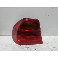 BMW 3 SERIES Left Taillight E90 Sedan 03/05-10/08 