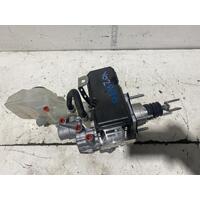 Toyota Corolla ABS Booster Assembly ZWE211 07/18-Current