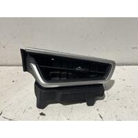 Toyota COROLLA Right Dash Vent ZWE211 07/18-2024