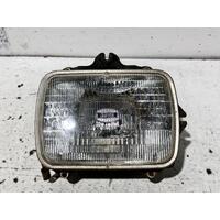 Toyota Hilux Right Head Light LN106 08/1988-08/1997