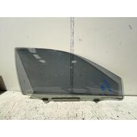 Toyota COROLLA Right Front Door Window Glass ZRE152 Sedan 03/07-12/13 