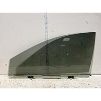 Toyota COROLLA Left Front Door Window Glass ZWE186 06/16-06/18 