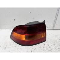 Lexus ES300 Left Tail Light MCV20 10/1996-08/1999