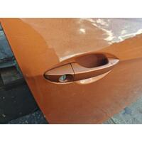 Hyundai Veloster Right Front Outer Door Handle FS 02/2012-02/2018