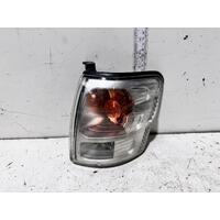 Toyota Hilux Left Corner Light RZN149 11/2001-03/2005