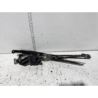 Toyota Hilux Front Wiper Assembly RZN154 03/2005-08/2015