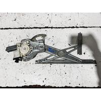 Toyota Corolla Right Front Window Regulator ZZE122 12/2001-06/2007