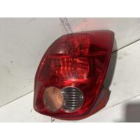 Toyota COROLLA Right Taillight ZRE152 Hatch 03/07-10/09