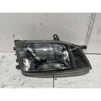 Toyota HIACE Right Headlight RCH12 SBV 10/95-02/04