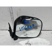 Toyota HIACE Right Door Mirror RCH12 Manual SBV 10/95-02/04  