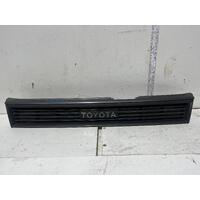 Toyota COROLLA Grille AE92 Hatch 06/89-06/91 SE