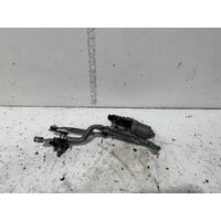 Toyota Yaris Front Wiper Assembly NCP131 08/2011-12/2019