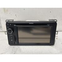 Toyota COROLLA Stereo Head Unit ZRE182 Hatch 10/12-03/15