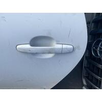 Toyota Avensis Left Rear Outer Door Handle ACM21 12/2001-12/2010