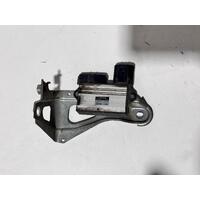 Toyota Hilux Air Injection Control Module TGN16 02/2005-08/2015