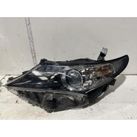 Toyota COROLLA Left Headlight ZRE182 Hatch 10/12-03/15 Xenon