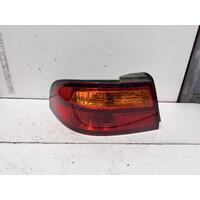 Toyota Avalon Left Tail Light MCX10 07/2000-09/2003