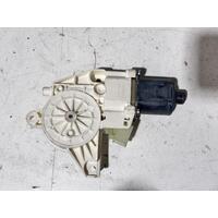 Mercedes C Class Right Rear Window Regulator Motor S204 07/2007-04/2011