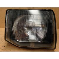 Mitsubishi Pajero Right Headlight NH NJ NK 1991-1998