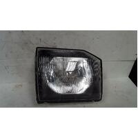 Mitsubishi Pajero Right Head Light NK 05/1991-02/1998