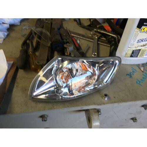 Mazda 626 GF Left Corner Light 11/1999-08/2002