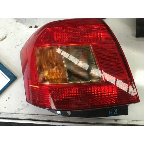 Toyota Corolla Right Tail Light ZZE122 12/2001-04/2004