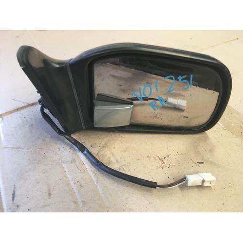 Toyota Corolla AE101 Power Right Door Mirror 09/1994-10/1999