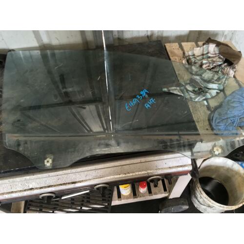 Holden Commodore Right Front Door Glass VS 06/1993-07/1997