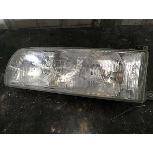 Toyota Tarago Left Head Light TCR10 09/1990-05/2000