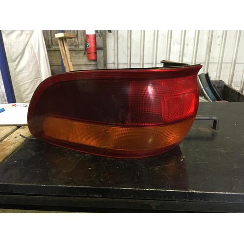 Toyota Tarago Left Tail Light TCR10 09/1990-05/2000