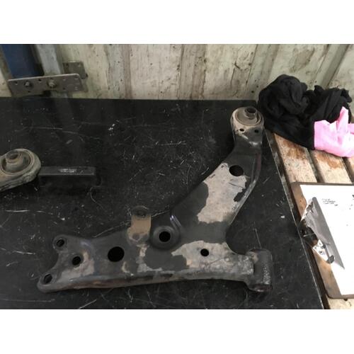 Toyota Corolla Right Front Lower Control Arm AE112 10/1998-11/2001