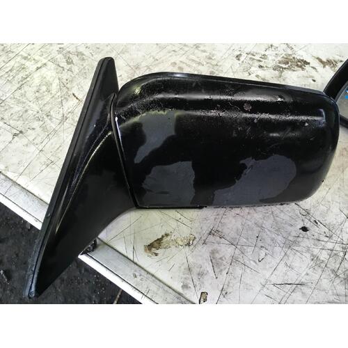 Toyota Camry Left Door Mirror SV21 03/1987-12/1992