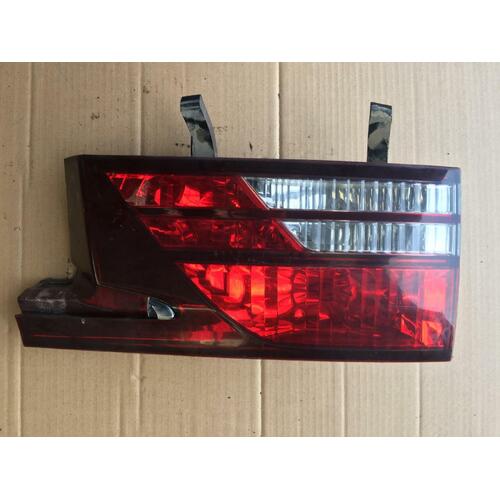 Toyota Tarago Right Tailgate Light ACR30 06/2003-02/2006