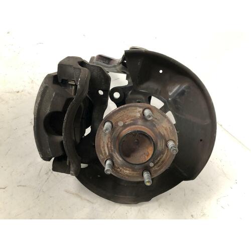 Toyota Hilux Right Front Hub Assembly TGN16 03/2005-08/2015