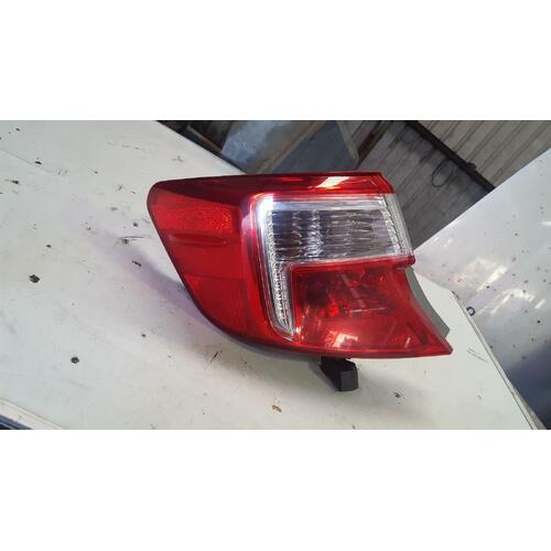 Toyota Camry Left Tail Light AVV50 12/2011-05/2015