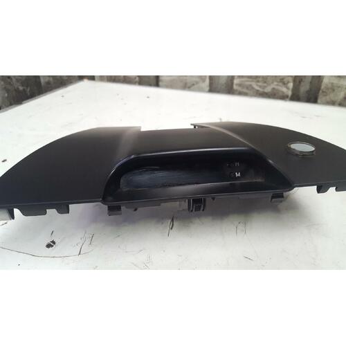 Toyota Camry Clock Dash AVV50 12/2011-05/2015