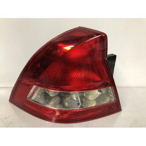 Holden COMMODORE Left Tail Light VZ Sedan 08/04-06/06