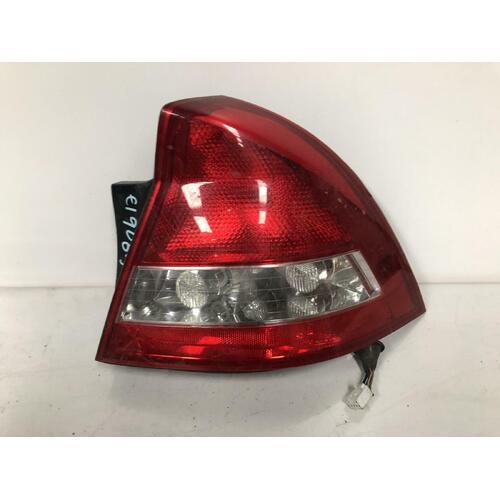 Holden COMMODORE Right Tail Light VZ Sedan 08/04-06/06