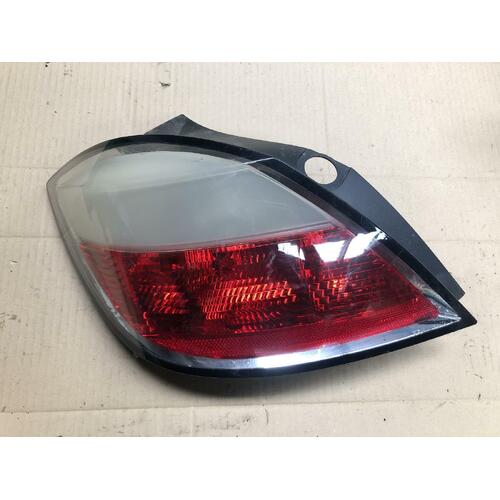 Holden Astra AH 5DR Hatch Left Tail Light Frosted Type 10/2004-08/2009