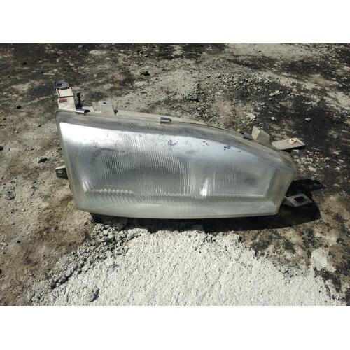 Toyota Camry Right Head Light SXV10 02/1993-06/1997