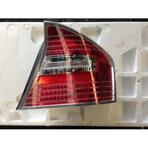 Subaru Liberty Right Tail Light 4TH GEN 09/03-08/06 Sedan