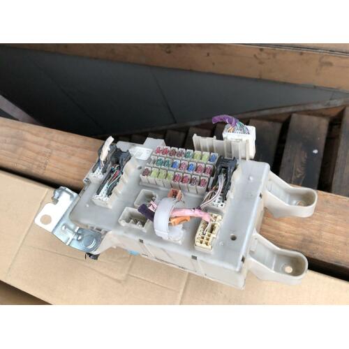 Toyota Prado KDJ120 Fuse Box Under Dash 02/2003-10/2009