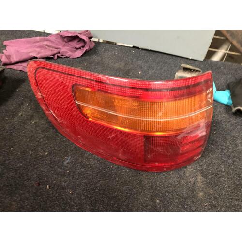 Toyota Estima Right Tail Light CXR10 1991-1995