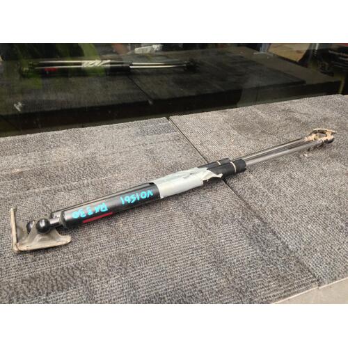 Lexus RX330 Tailgate Struts MCU38 04/2003-11/2005