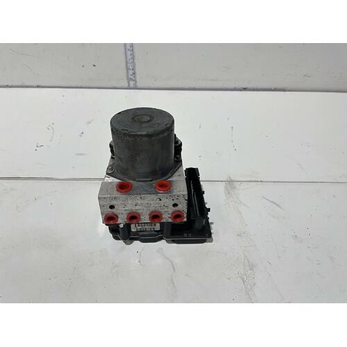 Toyota Camry ABS Pump / Module ACV40 06/2006-11/2011